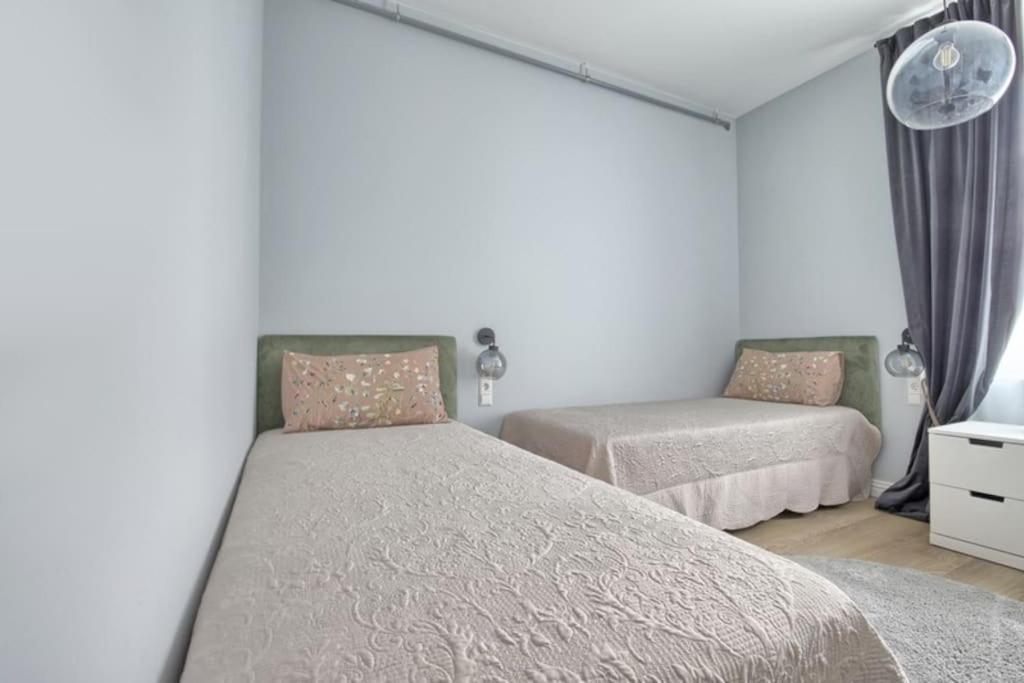 Cosy 3 Room Apartment. วิลนีอุส ภายนอก รูปภาพ